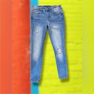 ✨True Religion ✨Jennie Curvy Mid Rise Skinny